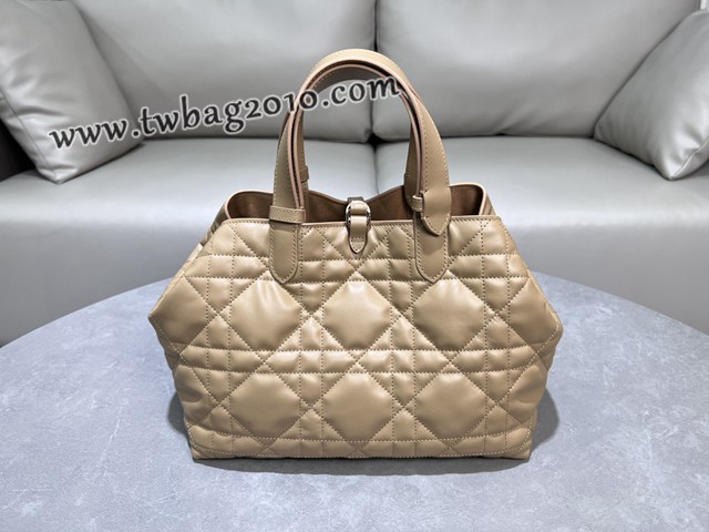 Dior专柜新款迪奥中号Toujours手袋牛皮超大藤格纹休闲女包 djfk1237
